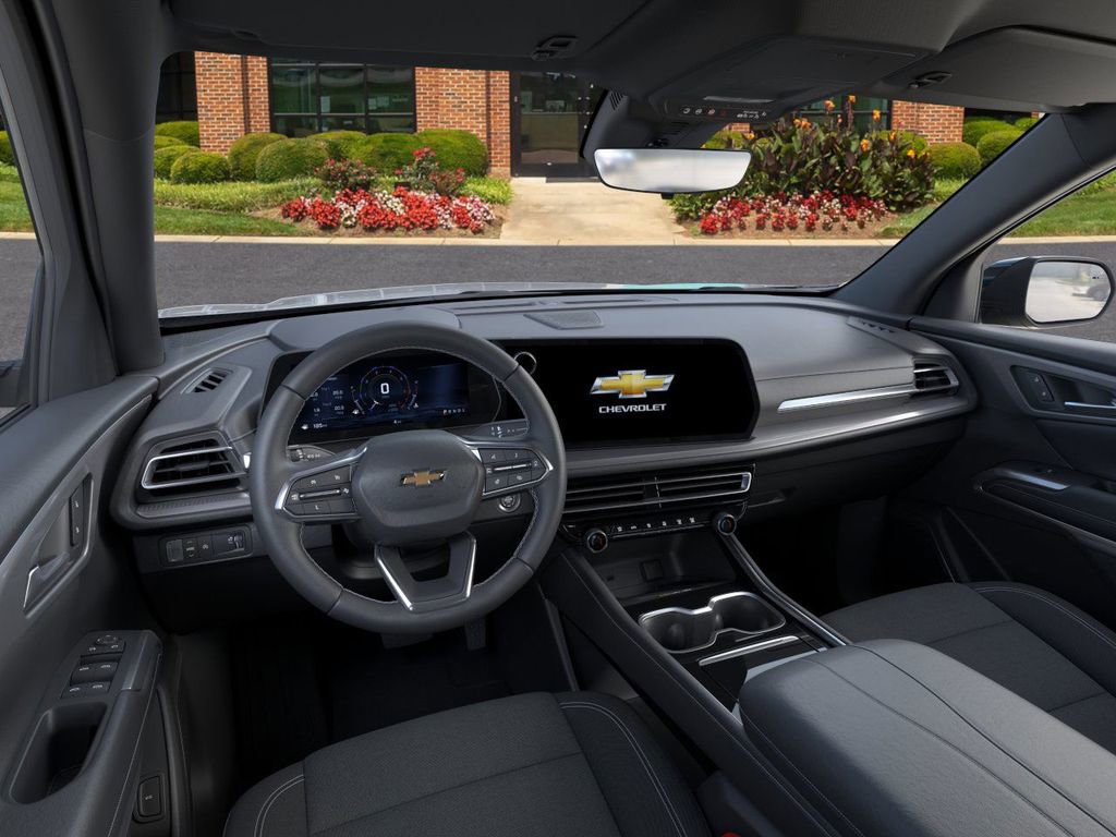 2026 Chevrolet Traverse photo 11
