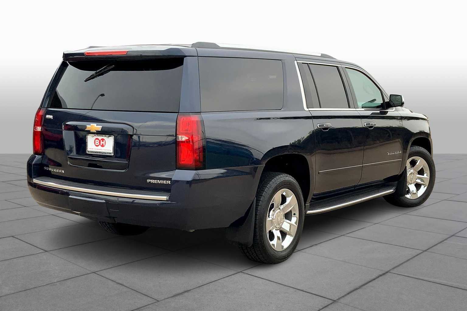 2020 Chevrolet Suburban Premier photo 11