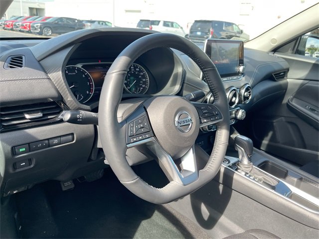 2023 Nissan Sentra SV photo 2