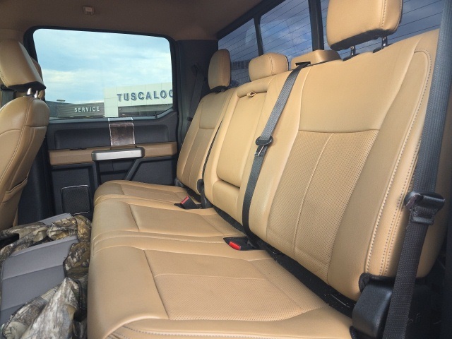 2022 Ford F-250 Lariat photo 9