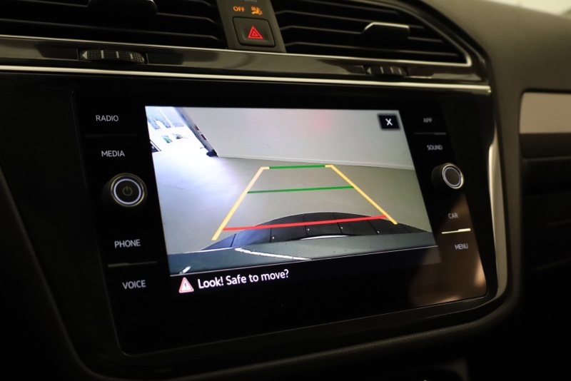 2024 Volkswagen Tiguan SE R-Line Black photo 18
