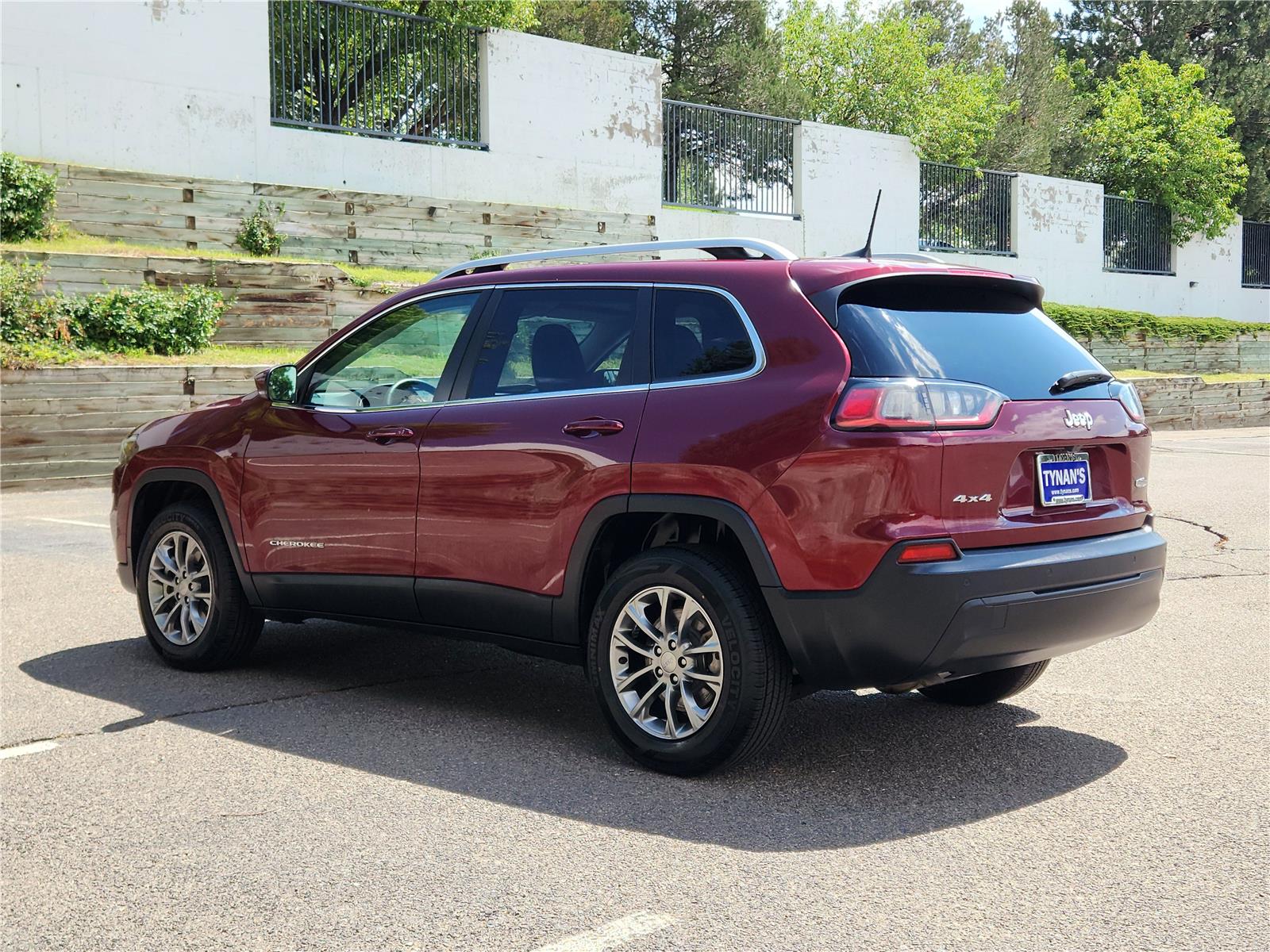 2019 Jeep Cherokee Latitude photo 3