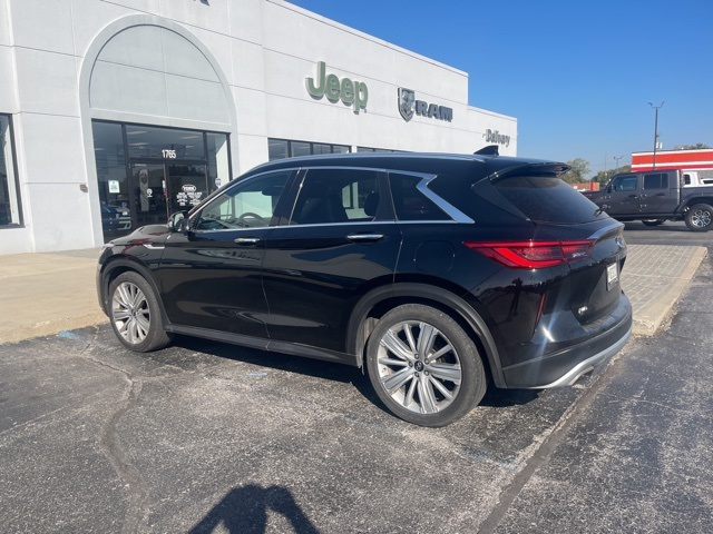 2020 Infiniti QX50 Luxe photo 3