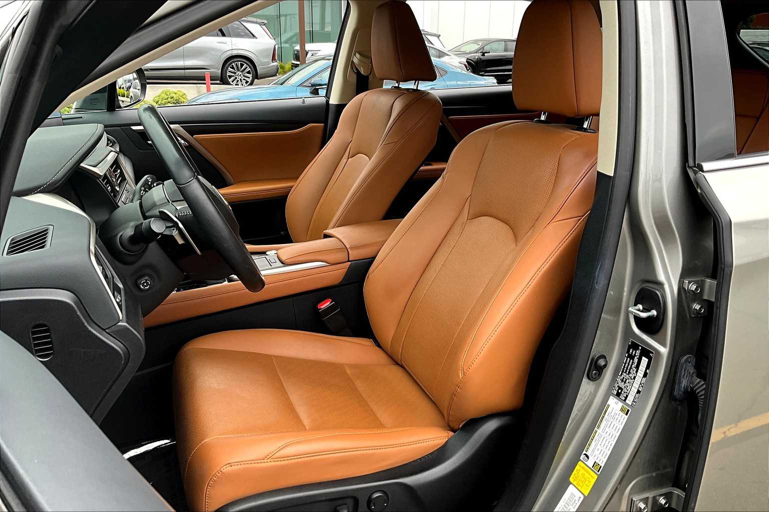 2022 Lexus RX Premium photo 7