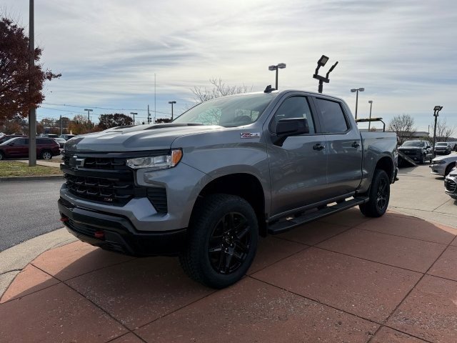 2026 Chevrolet Silverado 1500 LT Trail Boss photo 3