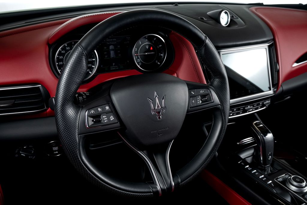 2022 Maserati Levante GT photo 30