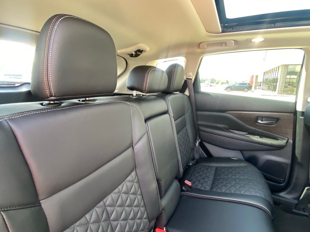 2024 Nissan Murano Platinum photo 22