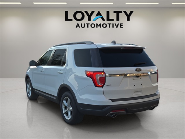 2018 Ford Explorer XLT photo 3