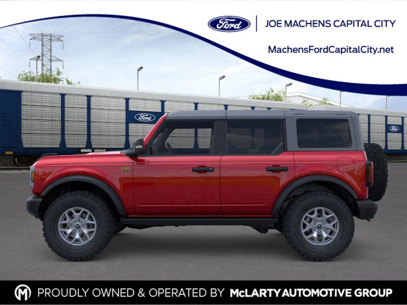 2025 Ford Bronco Badlands photo 3
