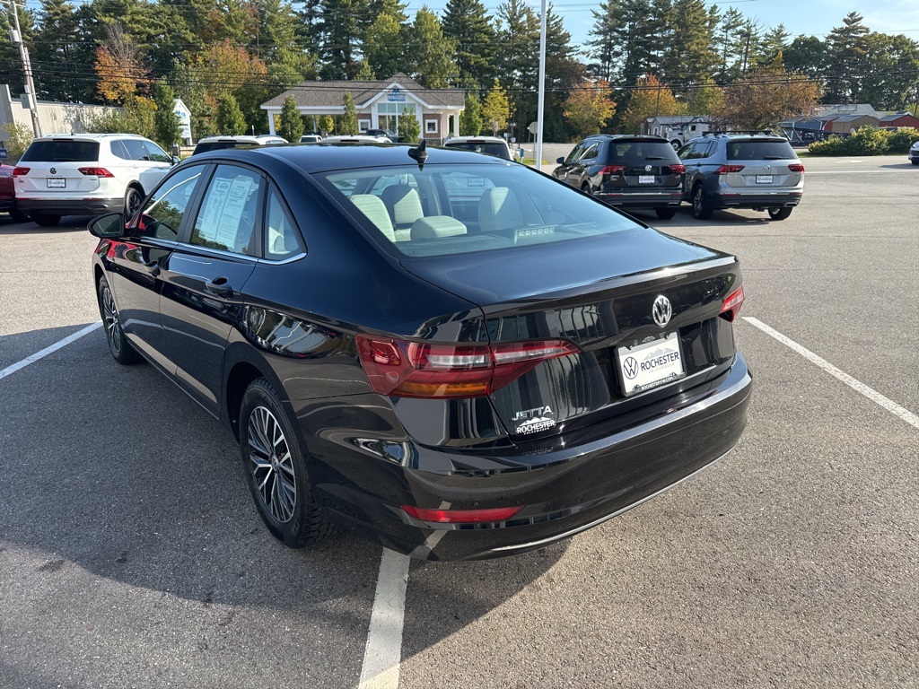 2019 Volkswagen Jetta SEL photo 4