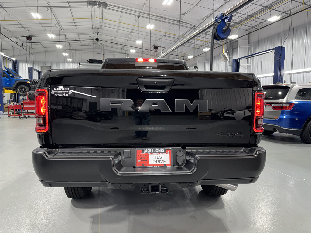 2025 Ram 2500 Tradesman photo 6