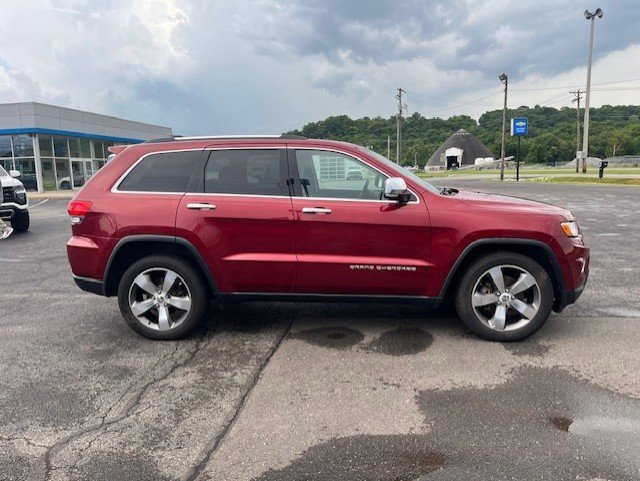 2015 Jeep Grand Cherokee Limited photo 32