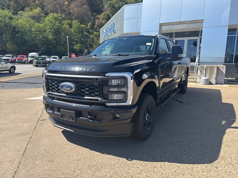 2026 Ford F-350 XL photo 3