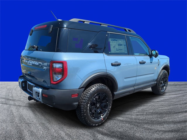 2025 Ford Bronco Sport Outer Banks photo 3