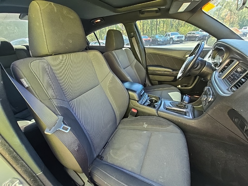 2022 Dodge Charger SXT photo 14