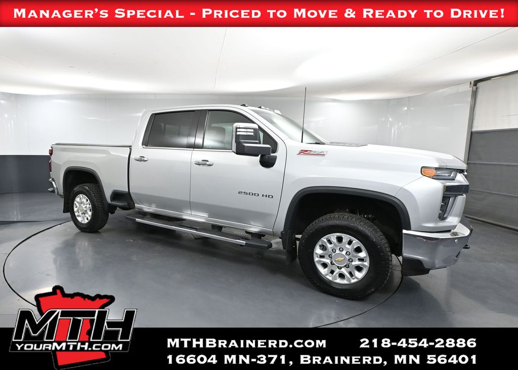 2023 Chevrolet Silverado HD LTZ's photo