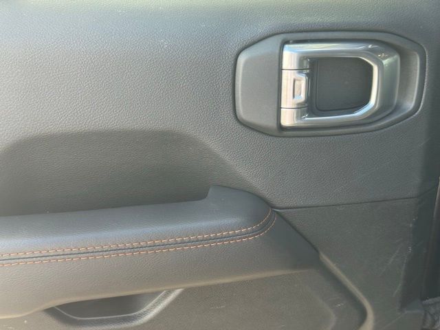 2022 Jeep Gladiator Mojave photo 13