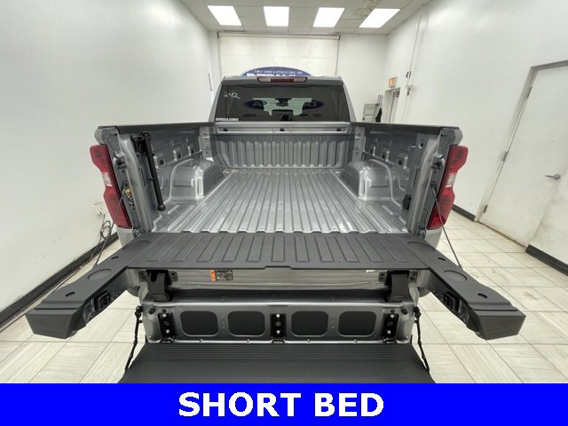 2025 Chevrolet Silverado 1500 Custom Trail Boss photo 6