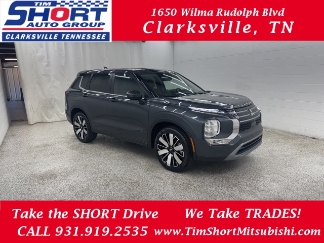 2025 Mitsubishi Outlander SE's photo