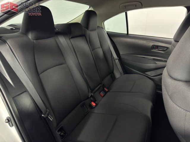 2023 Toyota Corolla LE photo 12