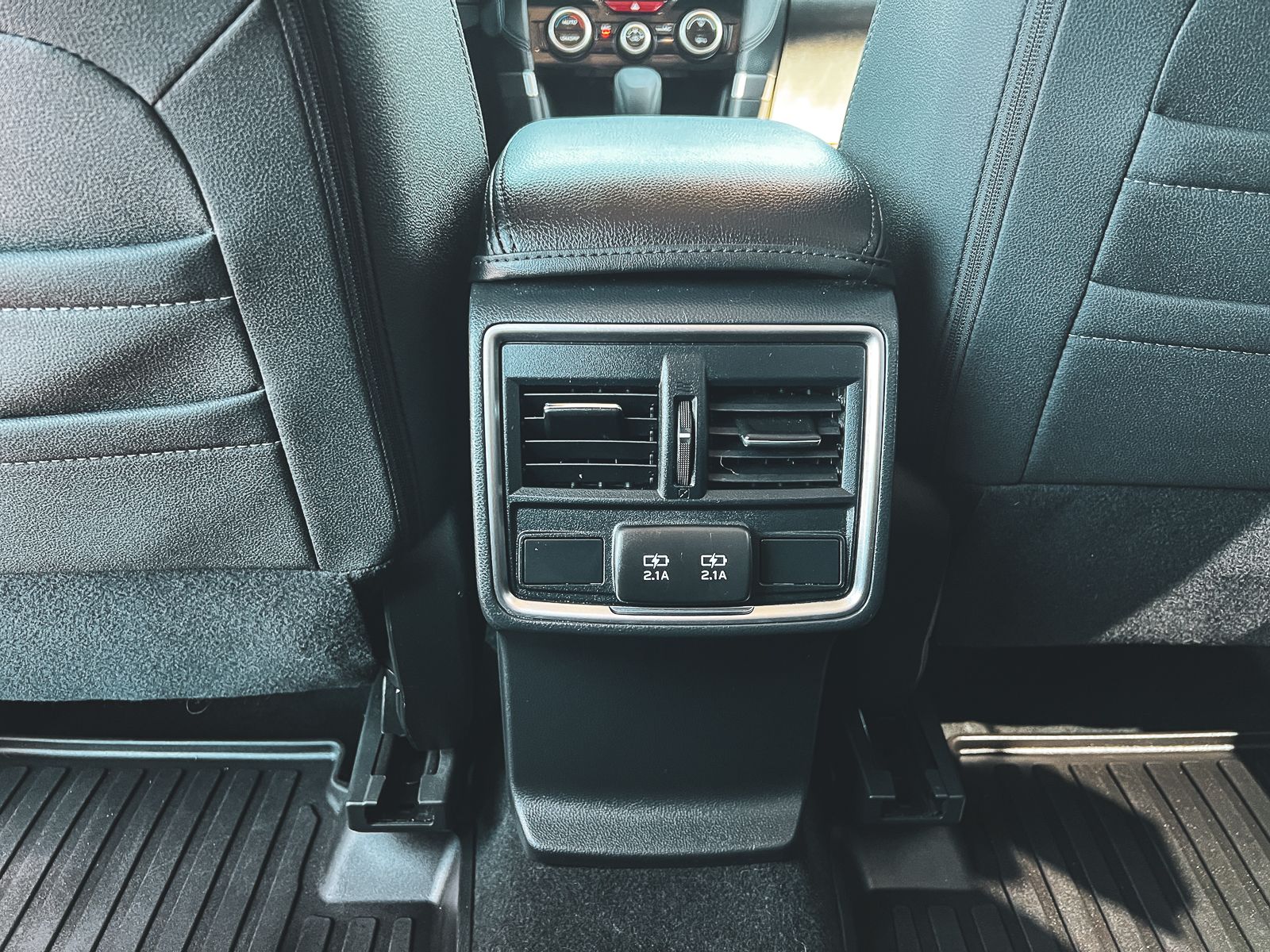 2023 Subaru Forester Premium photo 32