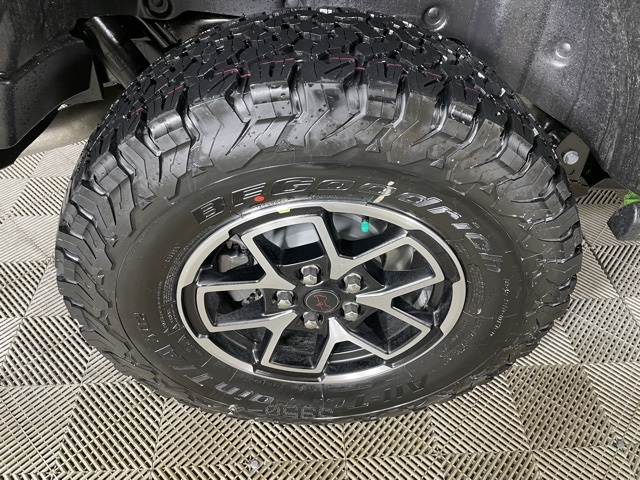 2025 Jeep Wrangler Rubicon photo 10