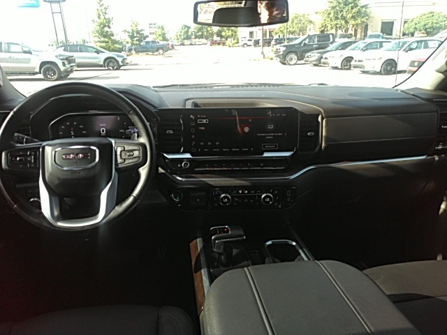 2023 Gmc Sierra 1500 SLT photo 3