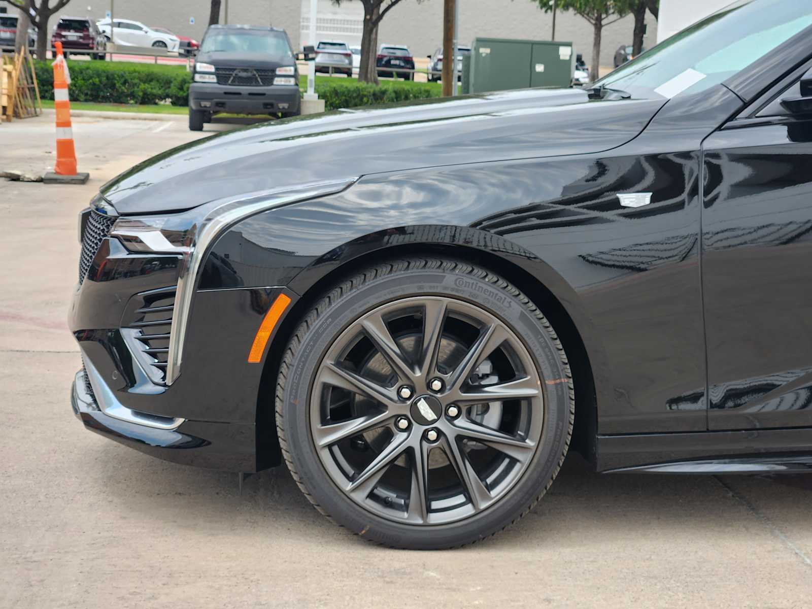 2025 Cadillac CT4 Sport photo 4