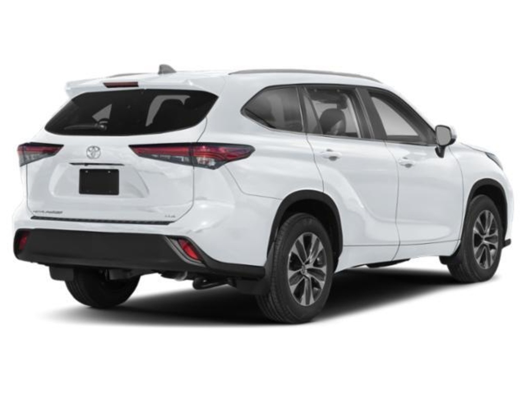 2023 Toyota Highlander XLE photo 3