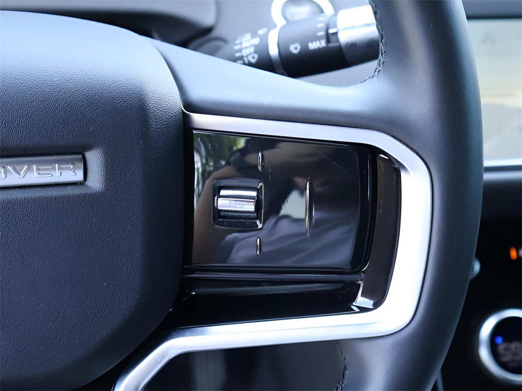 2022 Land Rover Range Rover Evoque S photo 30