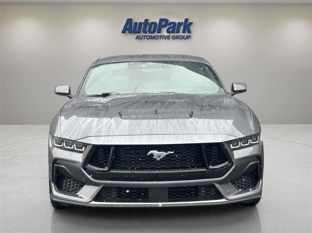 2025 Ford Mustang GT Premium photo 2