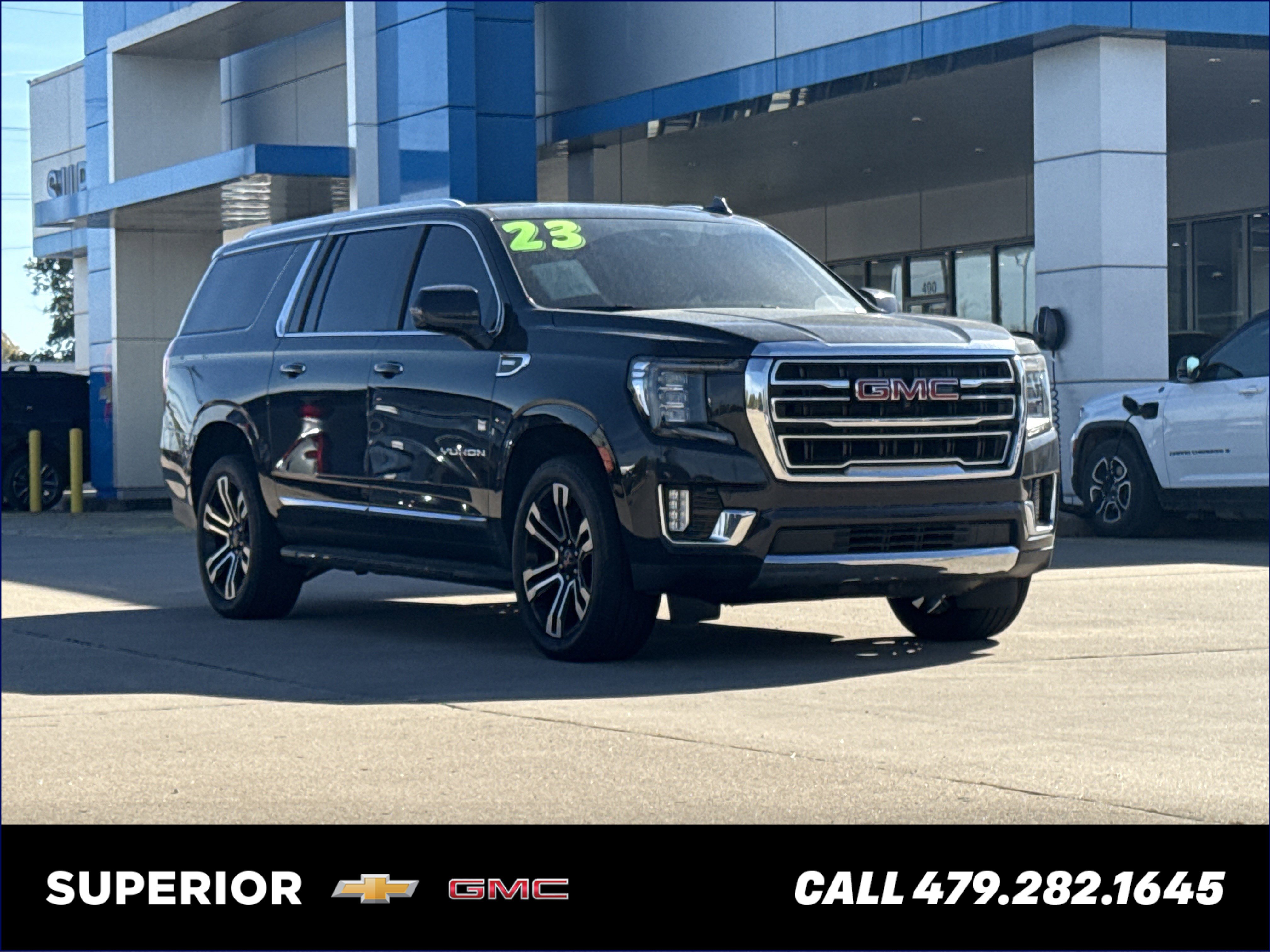 2023 GMC Yukon XL SLT's photo