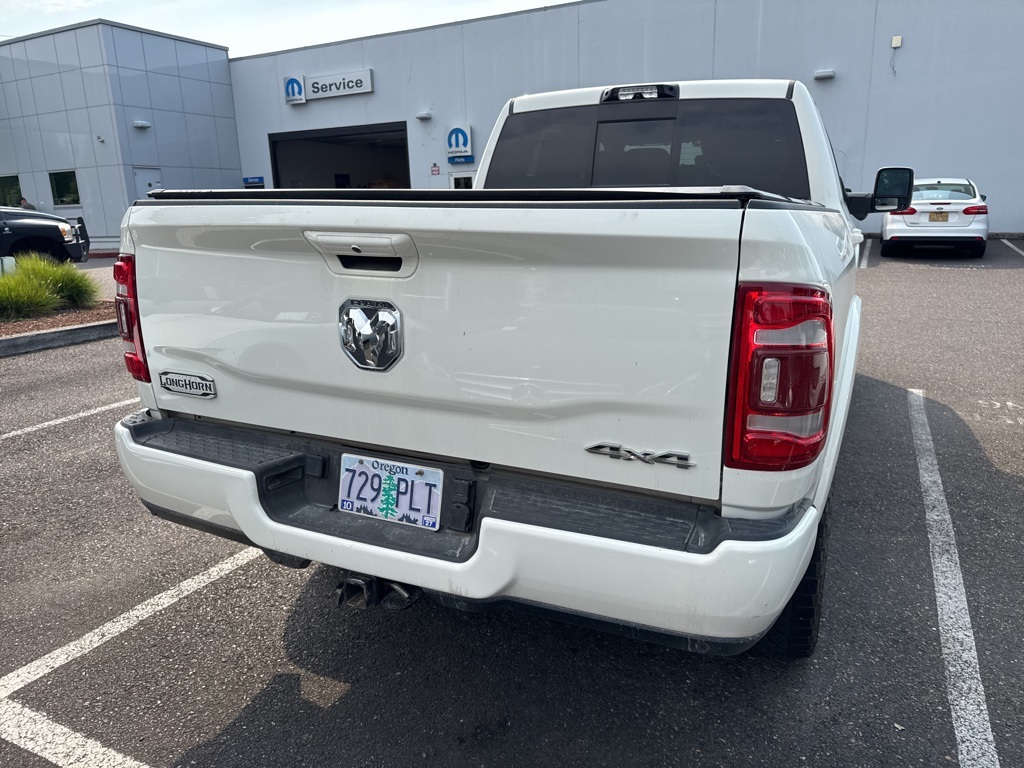 2024 Ram 3500 Laramie Longhorn photo 4
