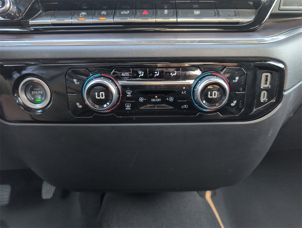 2024 Gmc Sierra 1500 SLT photo 25