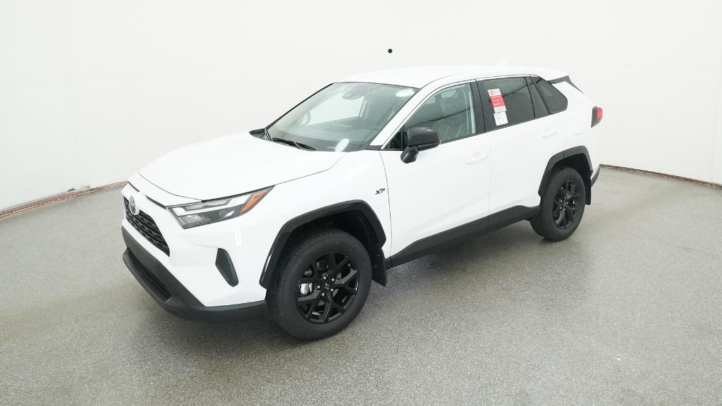 2025 Toyota RAV4 LE's photo