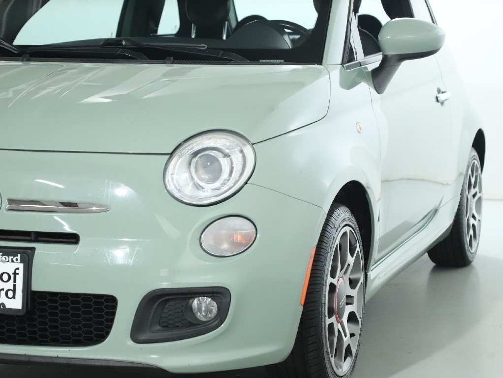 2015 Fiat 500 Sport photo 4