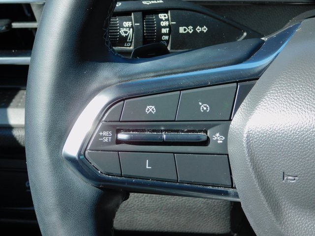 2024 Chevrolet Traverse photo 13