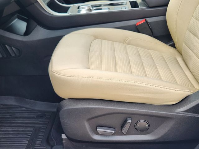 2024 Ford Edge SEL photo 22