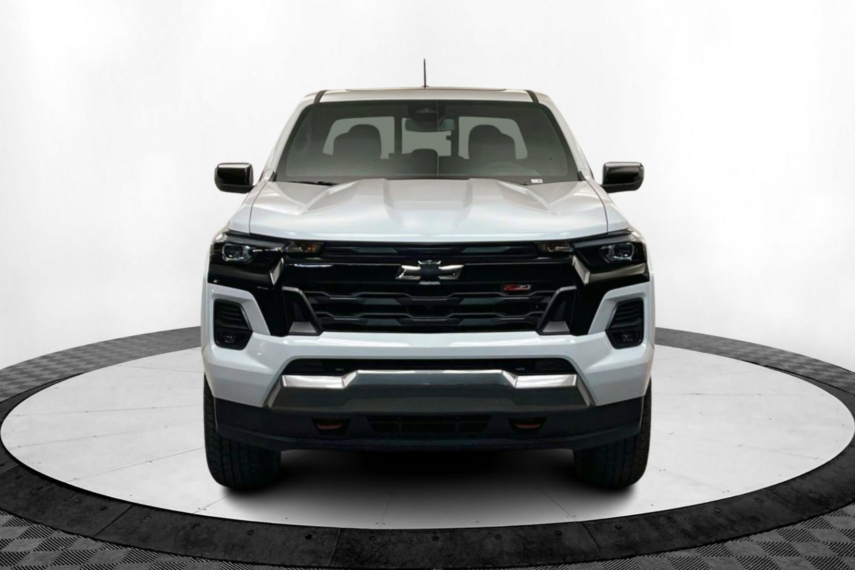 2026 Chevrolet Colorado Z71 photo 8