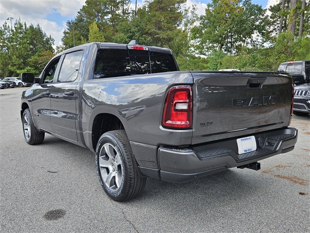 2025 Ram 1500 Tradesman photo 10