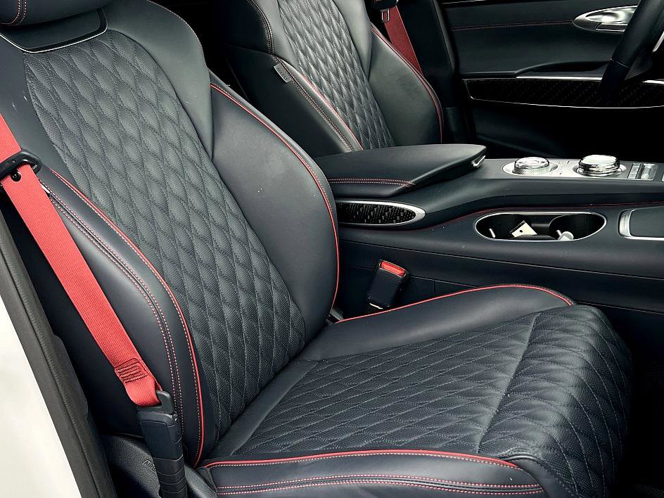 2023 Genesis GV70 3.5T Sport photo 20