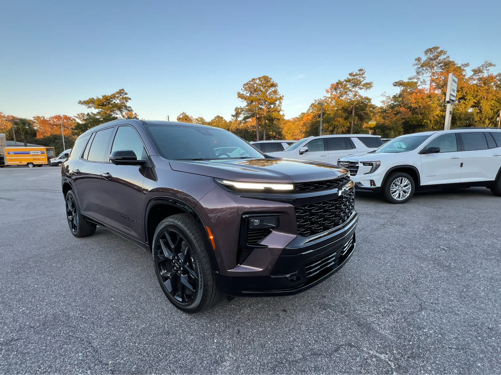 2026 Chevrolet Traverse RS photo 4