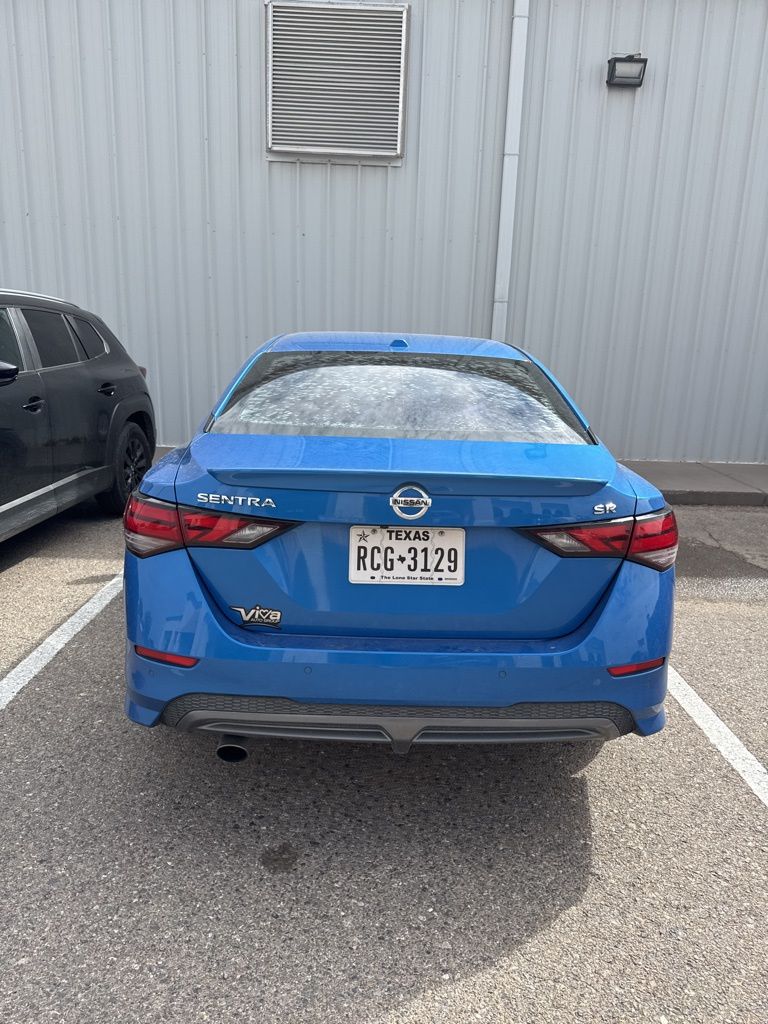 2020 Nissan Sentra SR photo 22