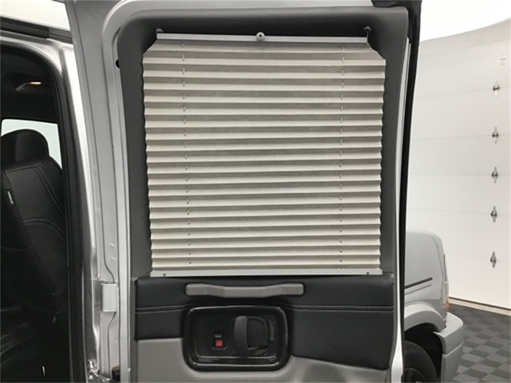 2023 Gmc Savana photo 38