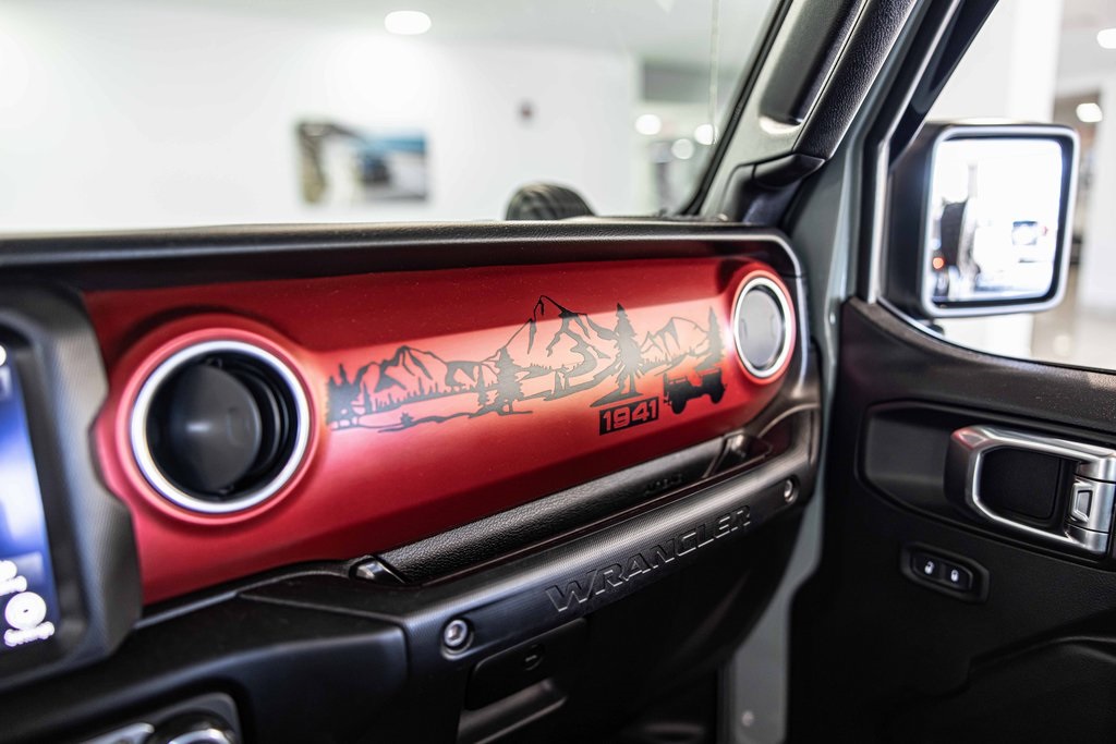 2023 JEEP WRANGLER - Image 31