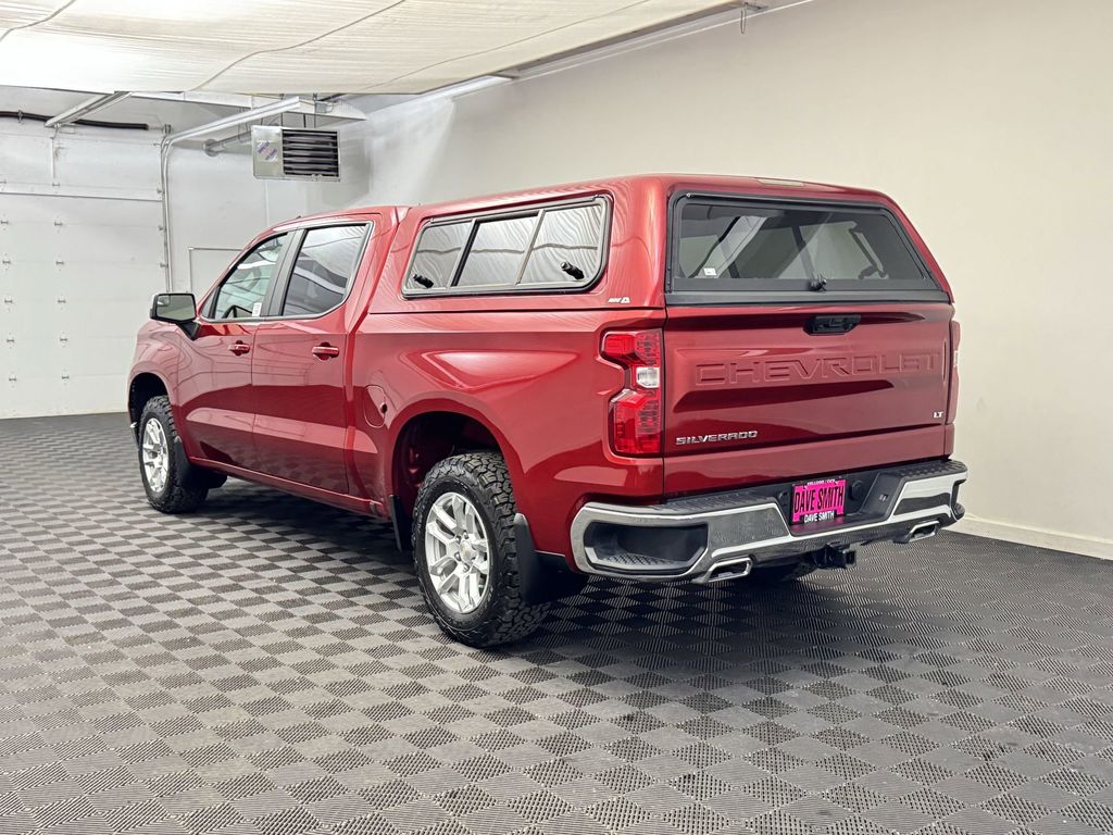 2023 Chevrolet Silverado 1500 photo 3