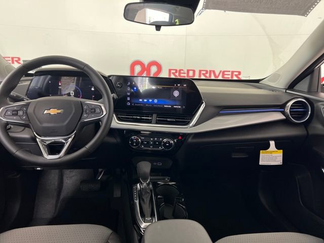 2026 Chevrolet Trax LT photo 9