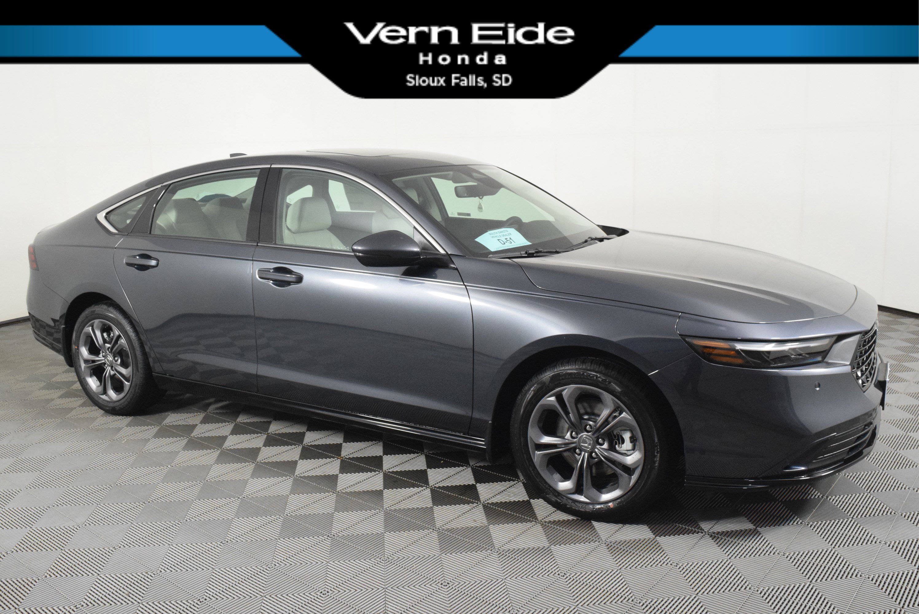 2025 Honda Accord Hybrid EX-L's photo