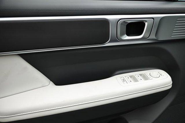 2026 Hyundai Santa Fe SEL photo 7