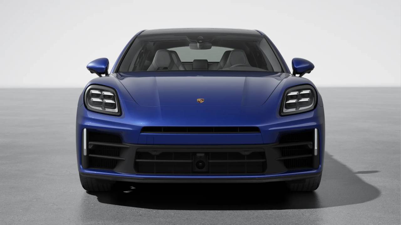 2026 Porsche Panamera 4 photo 8